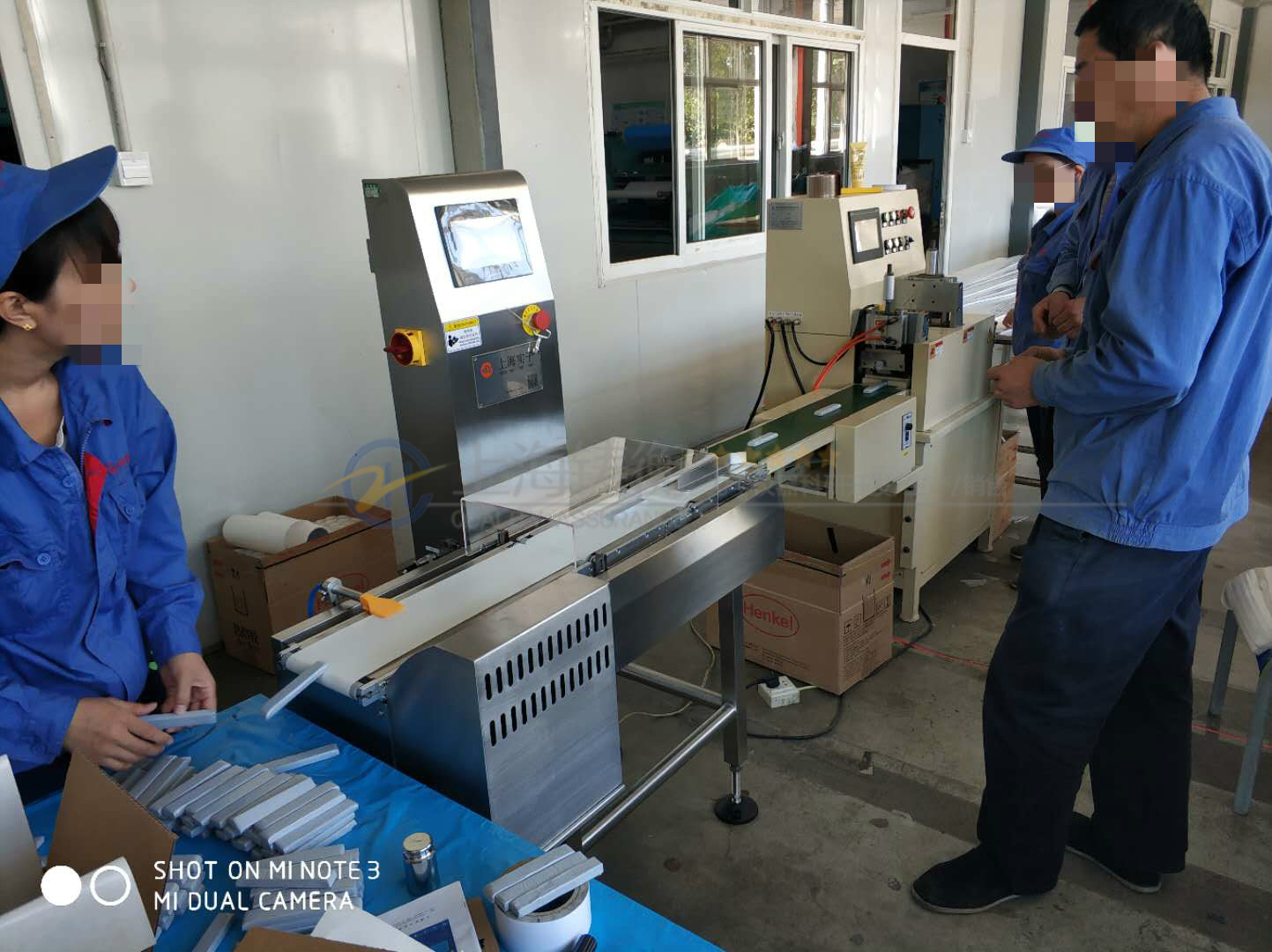 �������x��